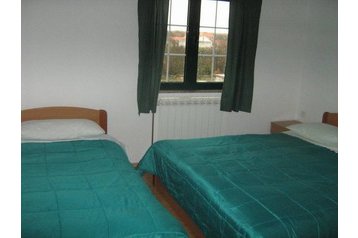 Croazia Privát Lozovac, Esterno